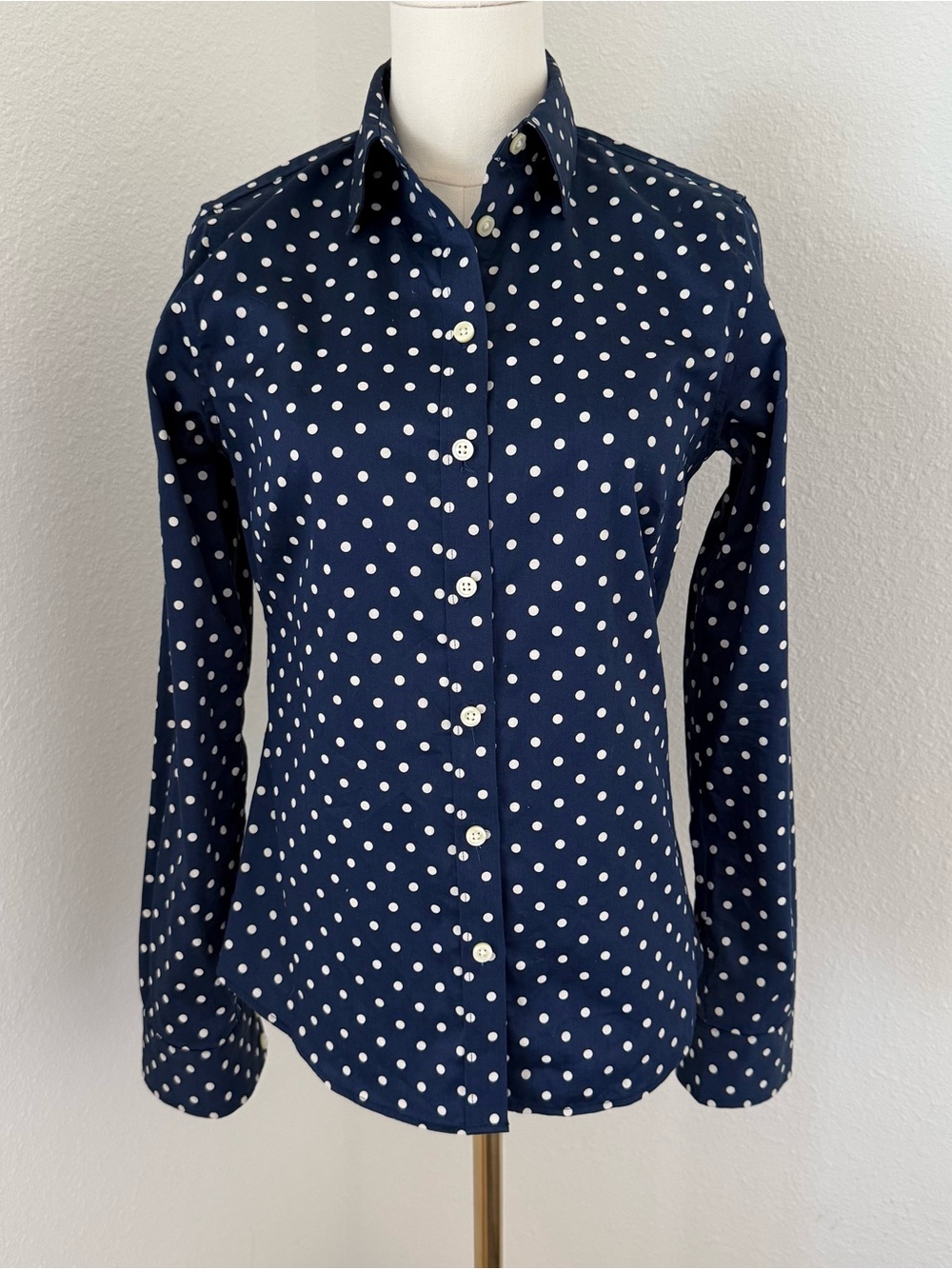 Banana Republic No-Iron Fitted Womens Navy Blue White Polka Dot Workwear Top Sz4